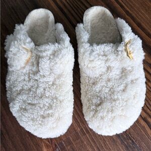 Boston Big Buckle Teddy Shearling Birkenstocks